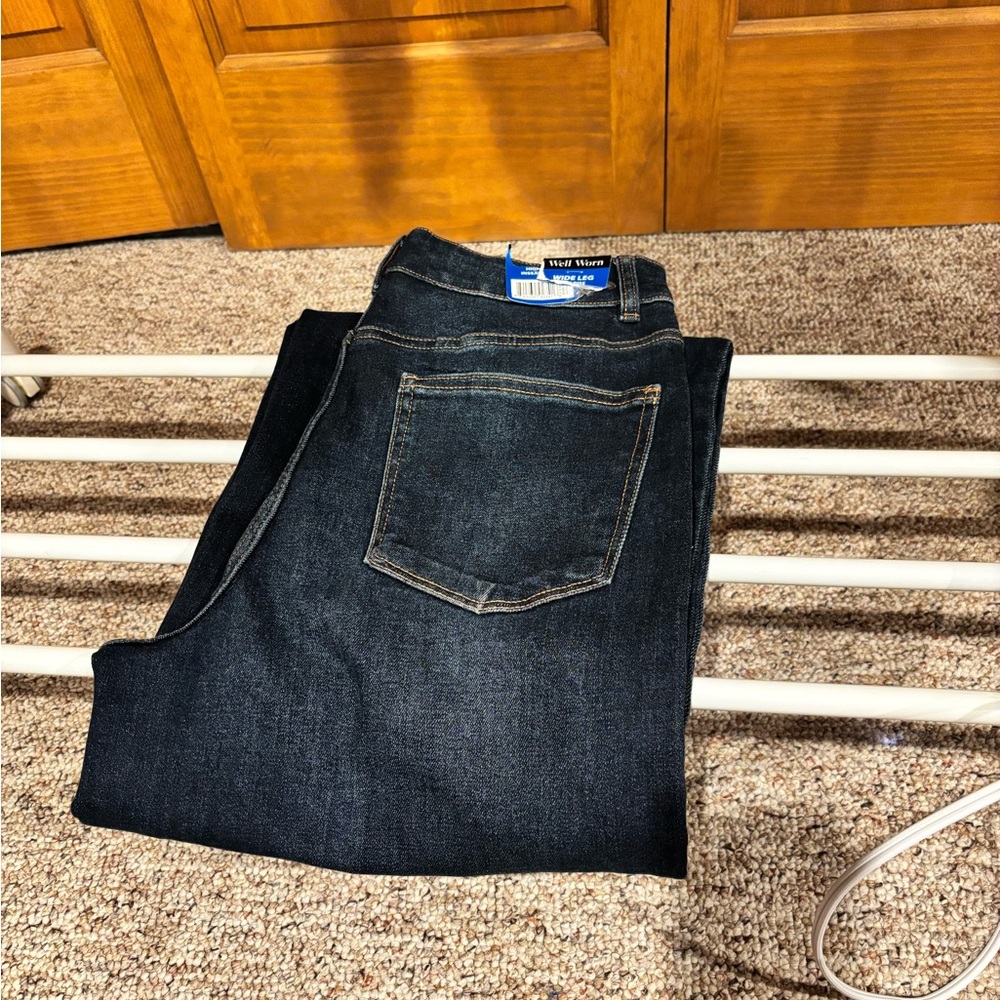 NEW Well Worn Women's Dark Wash Wide Leg High Rise Jeans B4